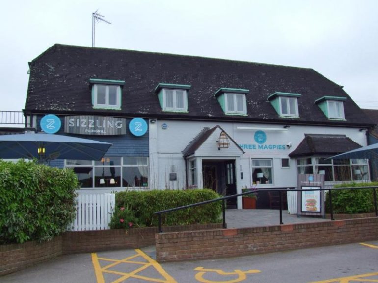 Rother Radio LIVE from the Three Magpies Rother Radio LIVE from the Three Magpies